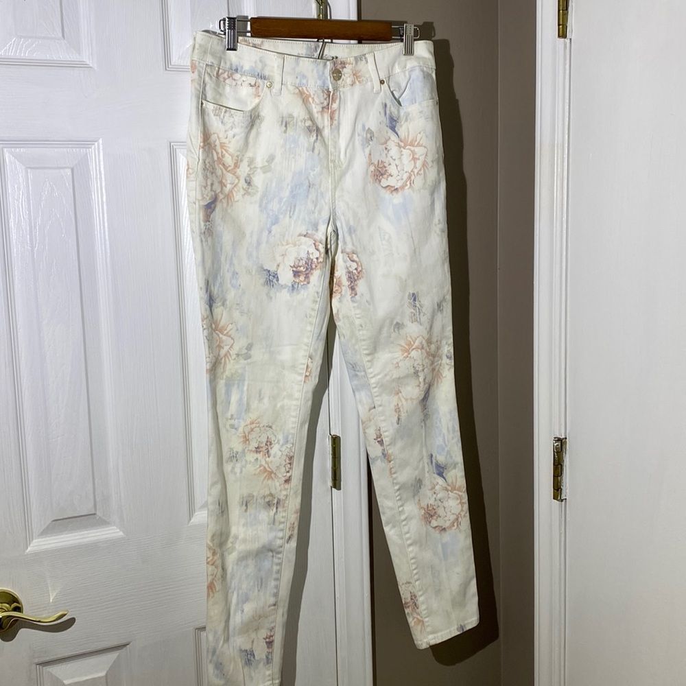 Chico’s The Platinum Jegging Jeans women’s size 8